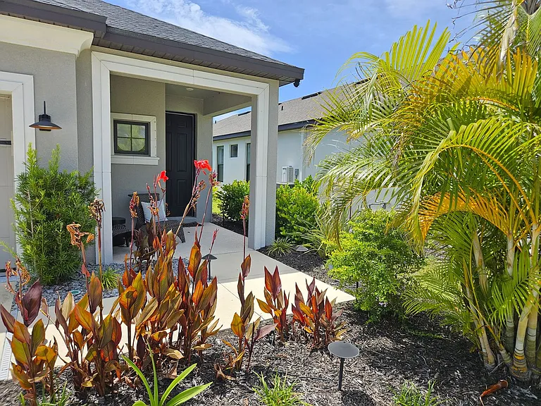 15285 Shady Palms Ln — Photo 8