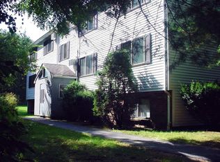 86 Wareham St #J10, Middleboro, MA 02346