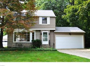 5240 Spencer Rd, Lyndhurst, OH 44124