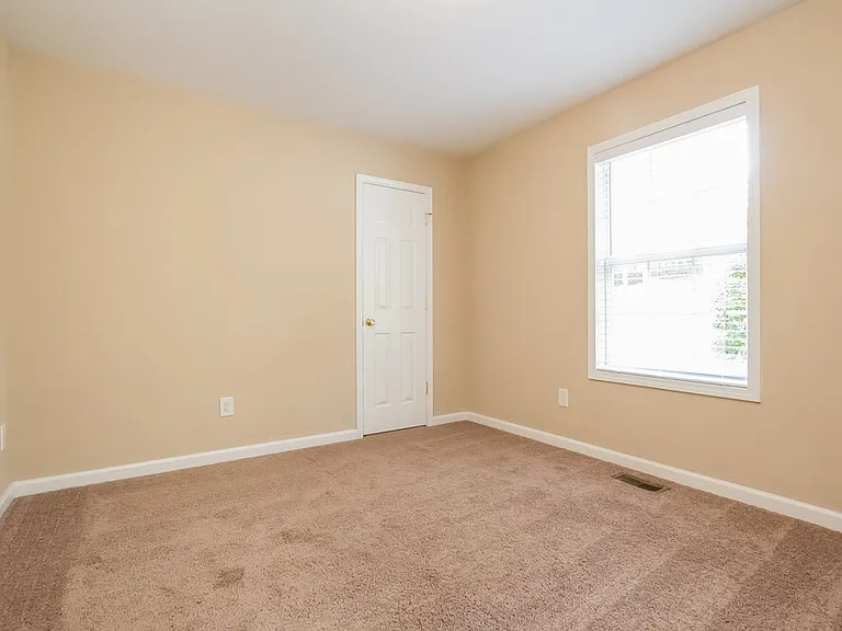 3885 Dollar Cir — Photo 13