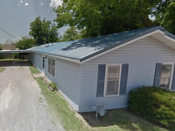 416 S Hill St, Hobart, OK 73651