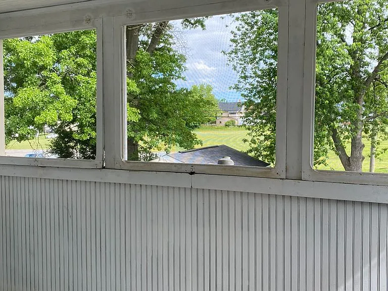 326 E Liberty St — Photo 14