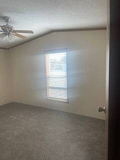 3rd image of 211 Tiffany