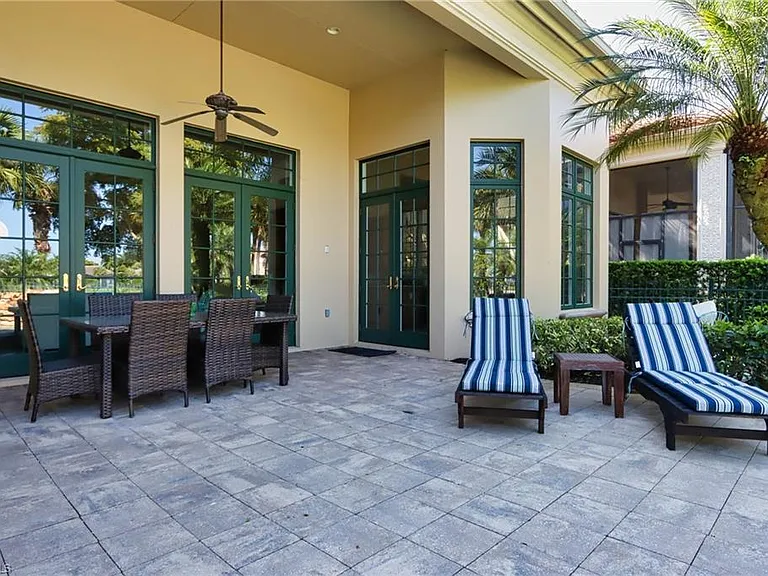 9799 Bay Mdw — Photo 26