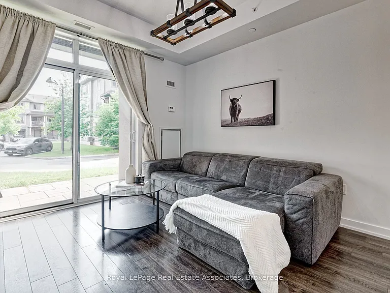 35 Southshore Cres #111 — Photo 13