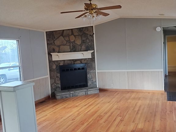 4th image of 509 Golden Acres Dr
