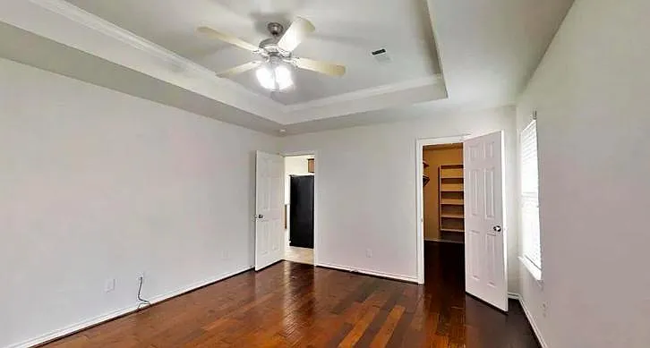 4214 Alexandria Ave — Photo 19