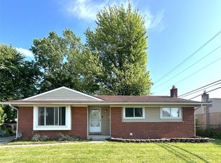 30431 Cherry Ave, Romulus, MI 48174