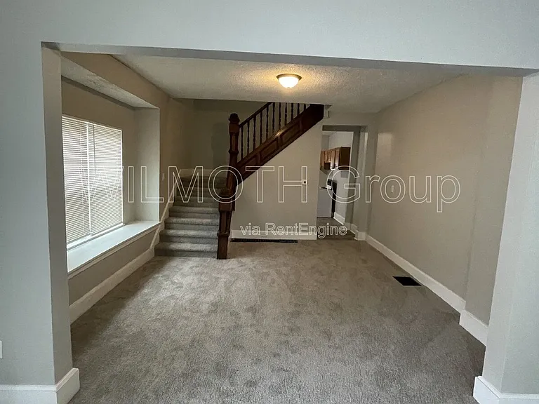 442 N Denny St — Photo 5
