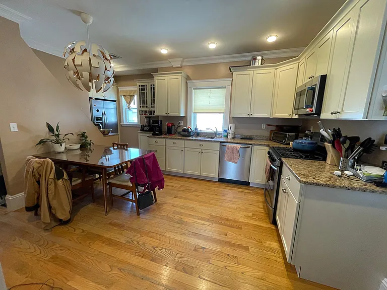 12 Stevens St #2 — Photo 7