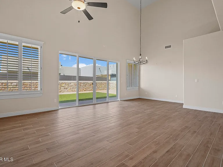 12333 Desert Dove Ave — Photo 6