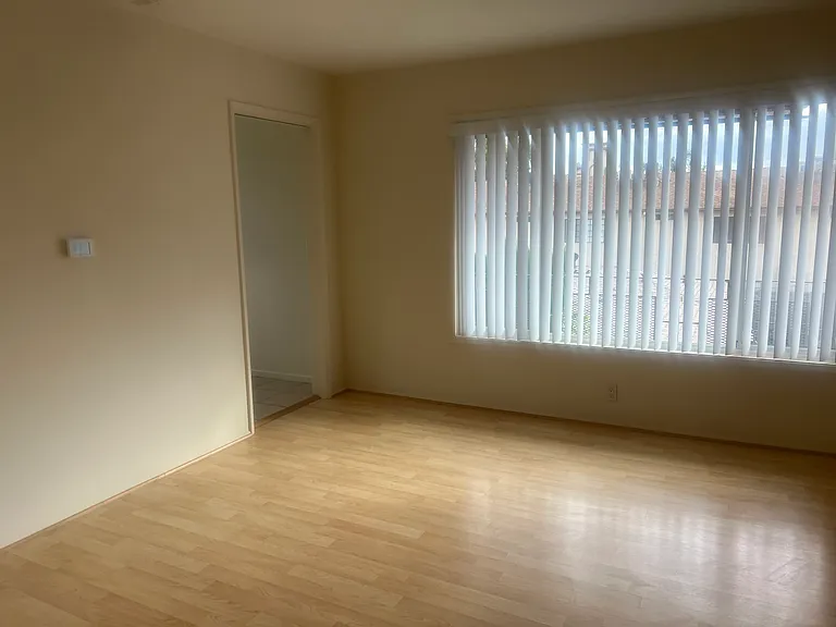 611 E San Jose Ave #D — Photo 3