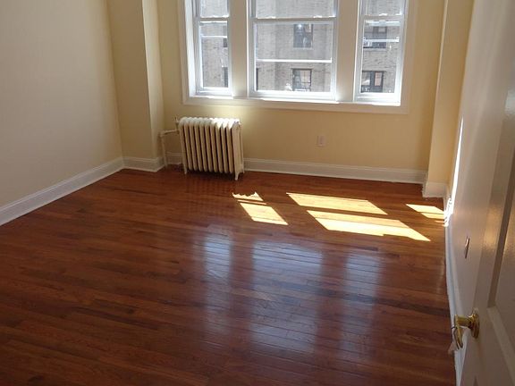5th image of 154 Belmont Ave #23