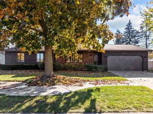 213 W Lindbergh St, Appleton, WI 54911