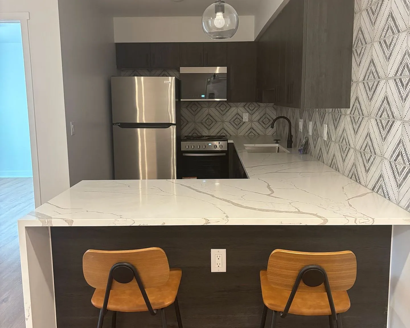 Rosewood Commons — Photo 2