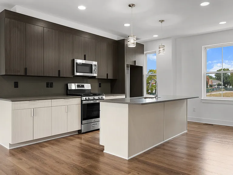 2845 Summers Pl — Photo 5