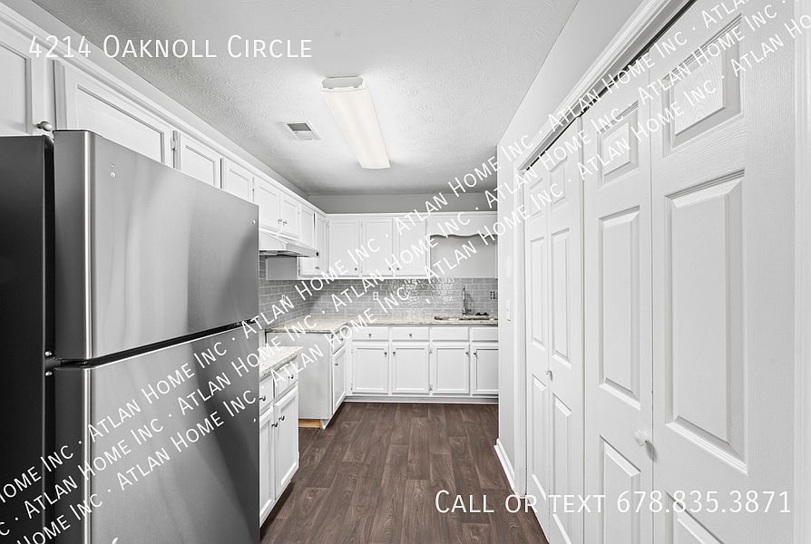 1st image of 4214 Oaknoll Cir