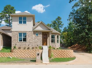 3100 Lismore Ln, Longview, TX 75605