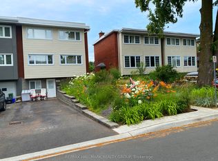 668 Morin St #B, Ottawa, ON K1K3G9