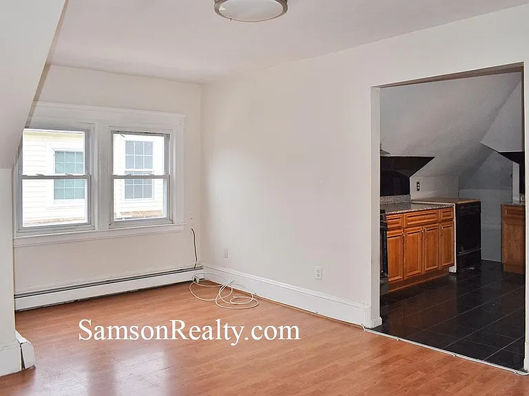 142 Elton St #3 — Photo 13