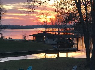 11533 Beck Ln, Bumpass, VA 23024