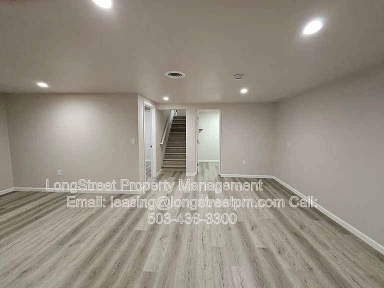 8010 NE Prescott St — Photo 21