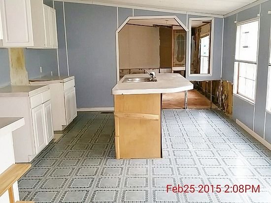 4th image of 2124 Chase Ln