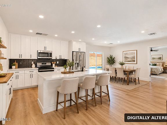 3rd image of 6607 S MITCHELL Drive