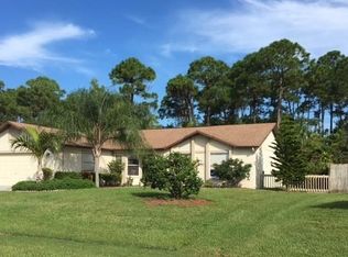 521 SE Wallace Ter, Port Saint Lucie, FL 34983
