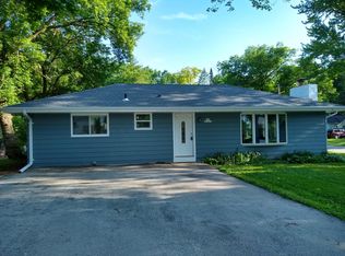 N26W27421 Ash St, Pewaukee, WI 53072