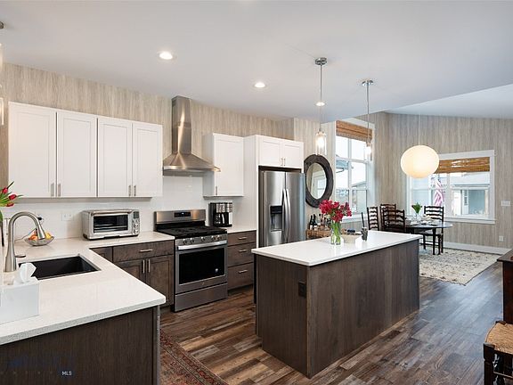 3rd image of 5422 Vahl Way