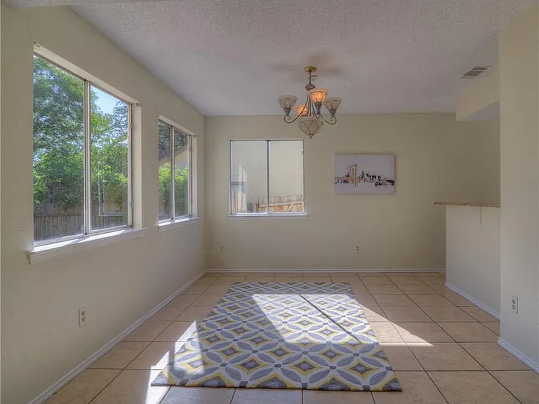 6320 Avery Island Ave — Photo 7