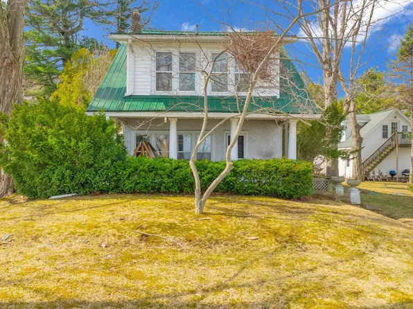 4055 Lakeshore Rd, Lexington, MI 48450