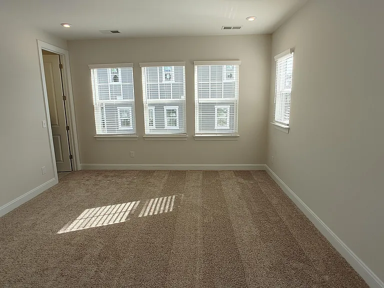 831 Amley Pl — Photo 12