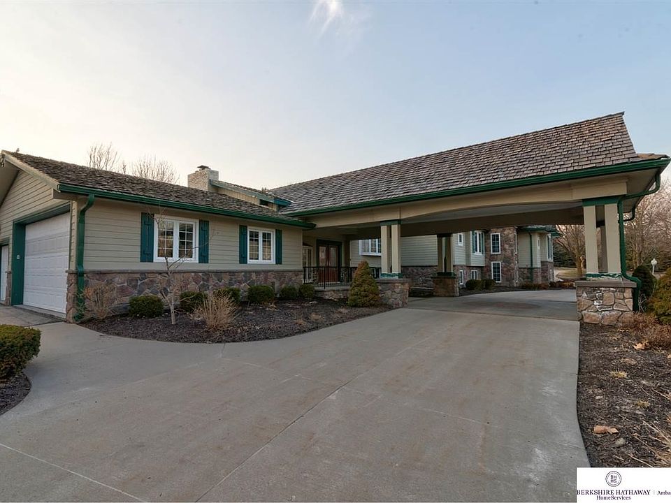 1st image of 4428 S 180th St