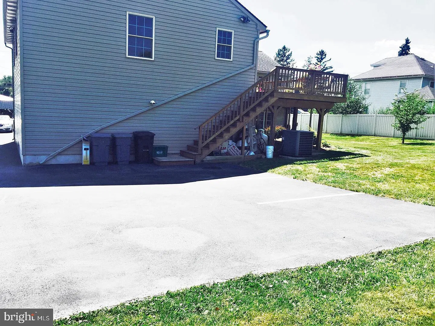 2 bed, 1.0 bath, 950 sqft, $1,595 — Photo 2
