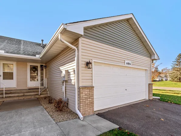 686 86th Ln NW, Coon Rapids, MN 55433