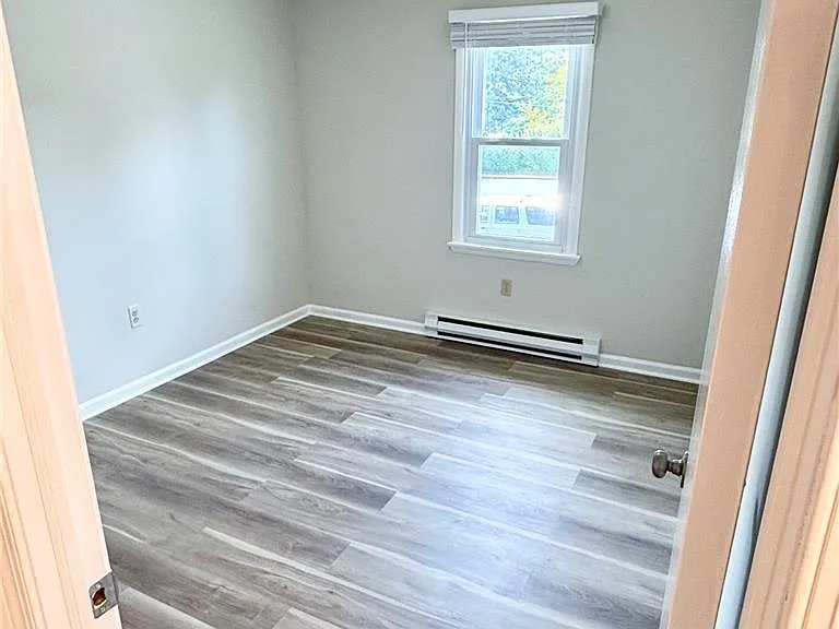 15 W Chestnut St — Photo 10