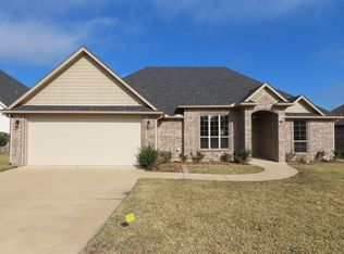 2013 Grassy Ridge Ln, Tyler, TX 75703