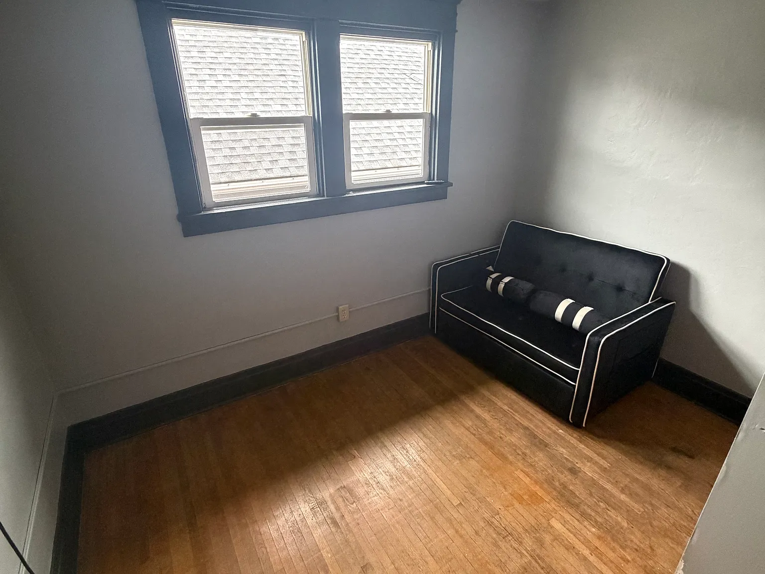 2 bed, 1000 sqft, $1,200 — Photo 4