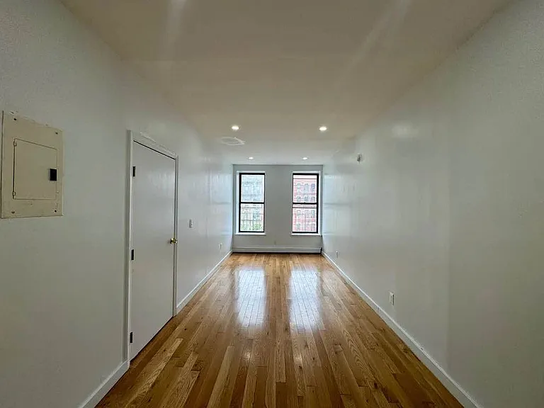 438 Lenox Ave #3 — Photo 4