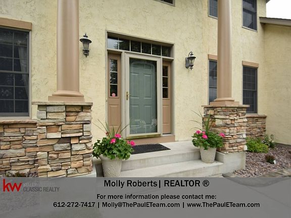 3rd image of 2361 Arnold Palmer Dr NE