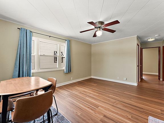 2nd image of 1009 Gardena St