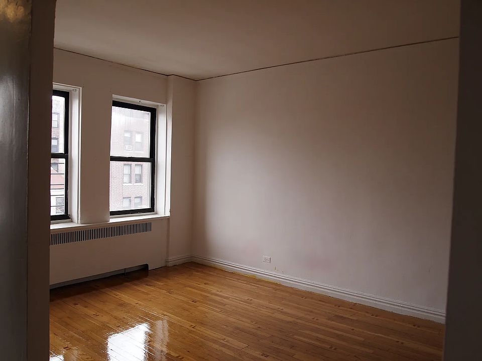 2nd image of 185 E 206th St #2F