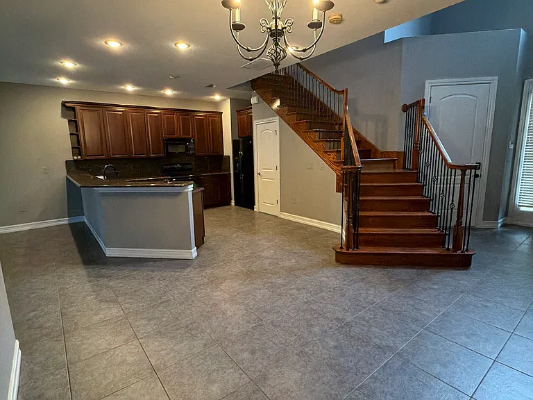 10418 La Mirage Ct — Photo 1