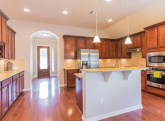 5th image of 109 Tierra Grande Ct