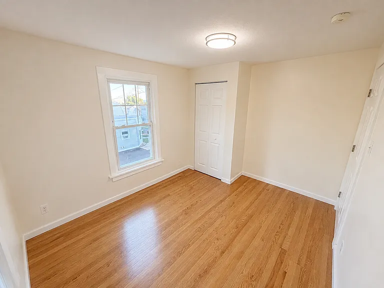 55 Prospect Ave — Photo 4