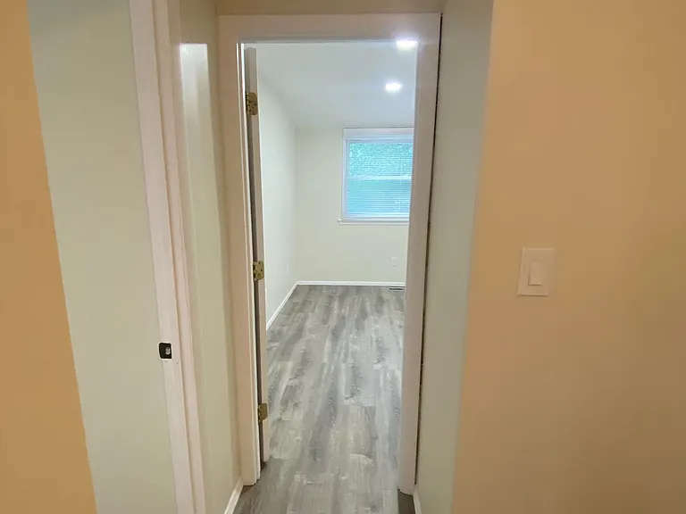 230 Hill Rise — Photo 17