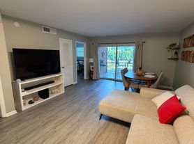 610 Tennis Club Dr, Fort Lauderdale, FL