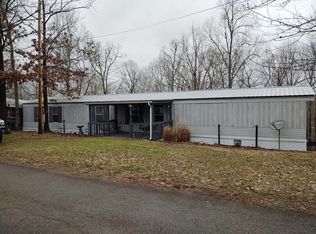 203 Waterview Dr, Dover, TN 37058